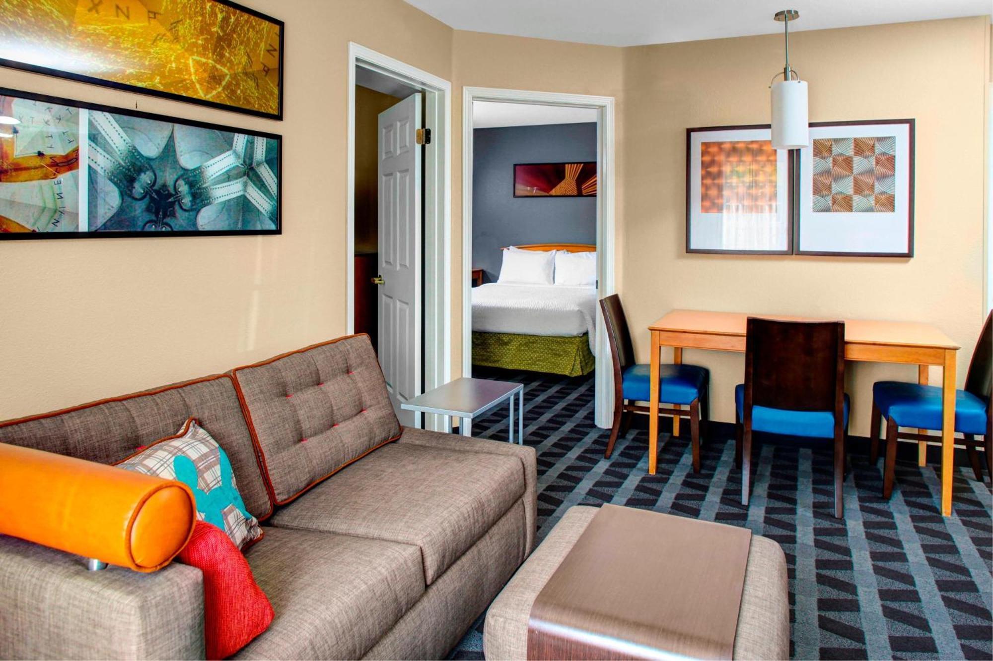 Towneplace Suites Fresno Buitenkant foto