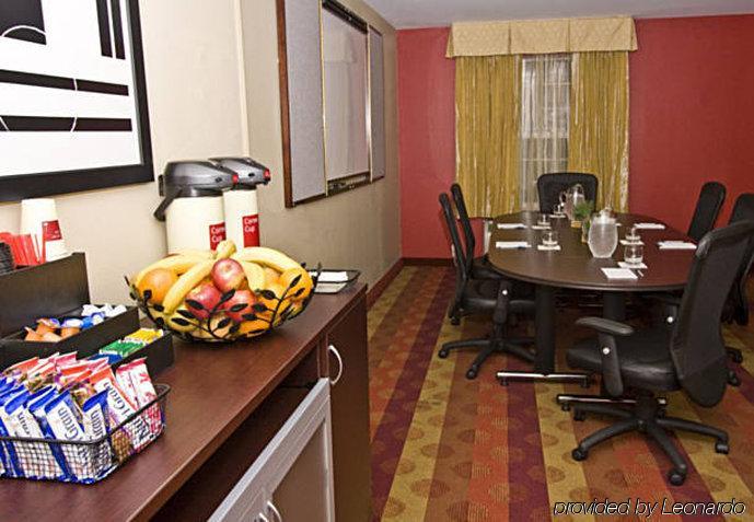 Towneplace Suites Fresno Restaurant foto